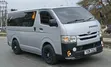 Toyota HiAce 2016 Nyeupe - 3