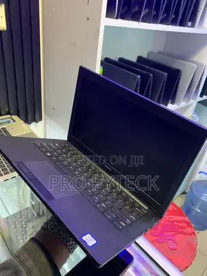 Dell Latitude 7290 Laptop - Core i5, 8GB RAM, 256GB SSD