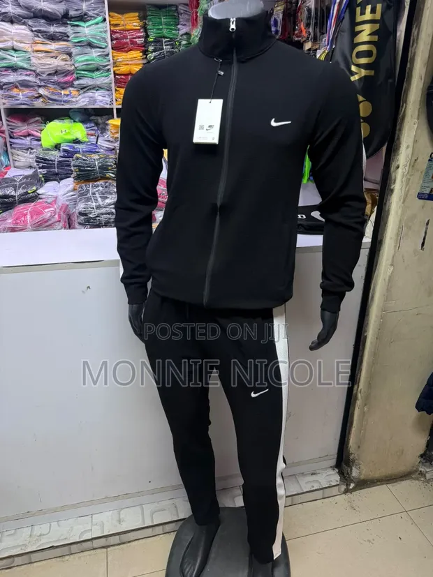 Nike Sportswear Tracksuit Halisi - 1