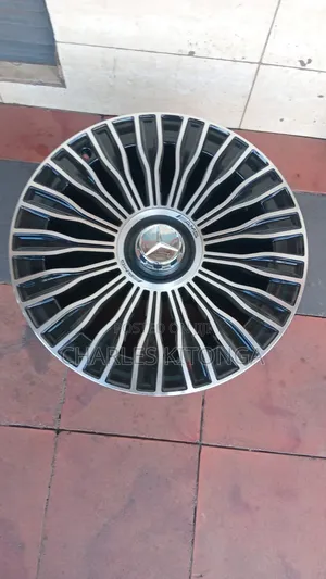 Brand New AMG 19" Staggered Rims