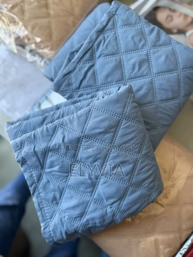 Quilted Pillow Protector Set - Light Grey - 1