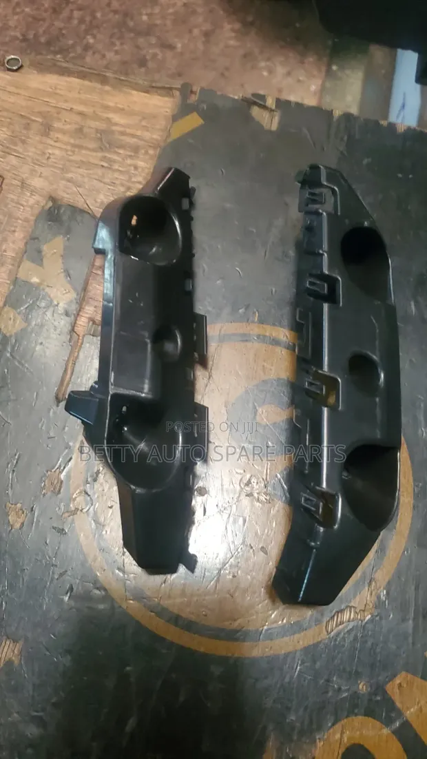 Nissan Note 2012 Bumper Holder - 1