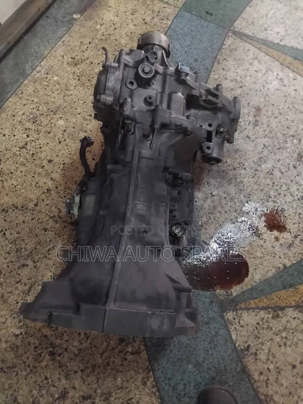 Toyota Rush 3SZ 4-Wheel Drive Gearbox - 1