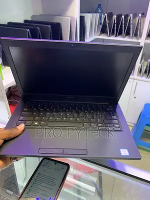 Dell Latitude 7280 Laptop - Core i5, 8GB RAM, 256GB SSD