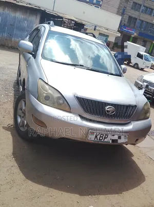 Toyota Harrier 2006 Nyeupe