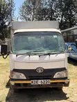 Toyota Dyna Food Truck - 2014 - 2