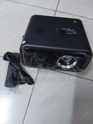 Brand New Cy900 Smart Ultra HD Projector 4K