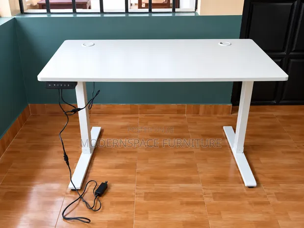 Electric Height Adjustable Office Desk - White - 1