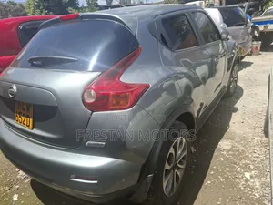 Nissan Juke 2012 Kijivu