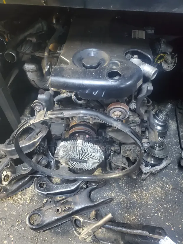 Isuzu Elf 4jj1 Complete Engine (Old Model) - 1