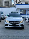 Mercedes-Benz C200 2019 Pearl - 1
