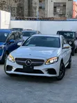 Mercedes-Benz C200 2019 Pearl - 2