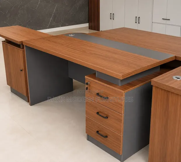 Manager Office Desk - Modern Executive - 1