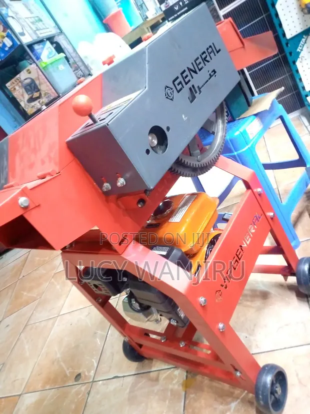 VIP General 7.5hp Chaff Cutter with Engine - 1