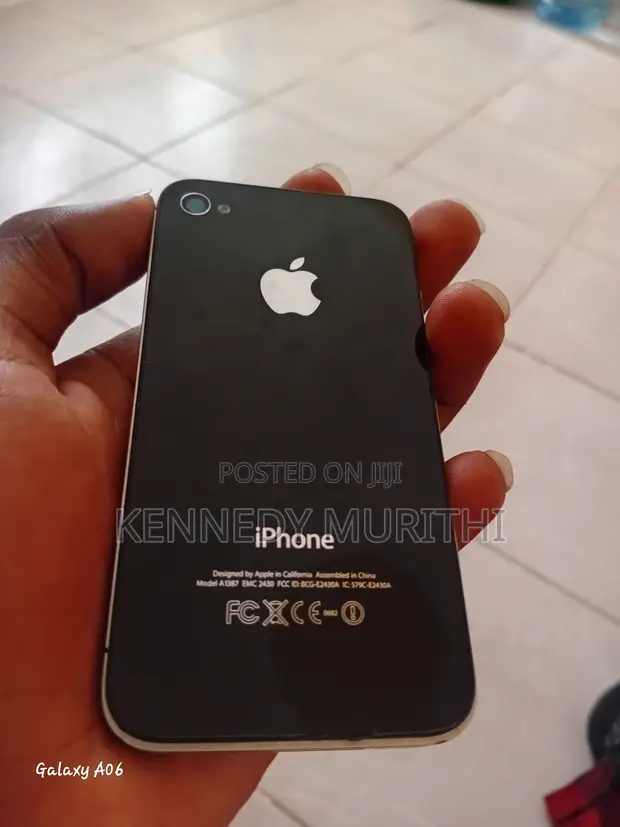 Apple iPhone 4 16GB Black - Collector's Item - 1