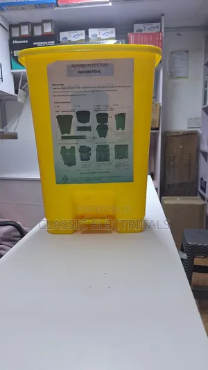 Takataka ya Plastiki ya Lita 30 yenye Pedal