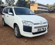 Toyota Probox 1.5 DX Comfort 2WD 2015 Nyeupe - 4