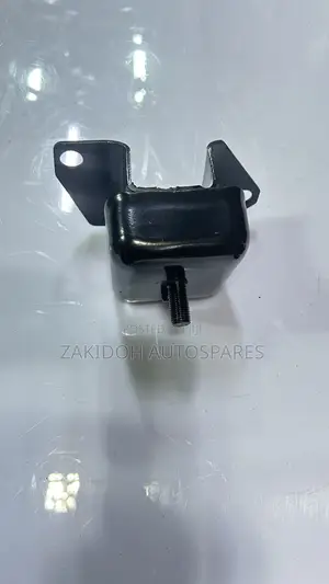 Daihatsu Terios/Toyota Rush Front Left Engine Mounting