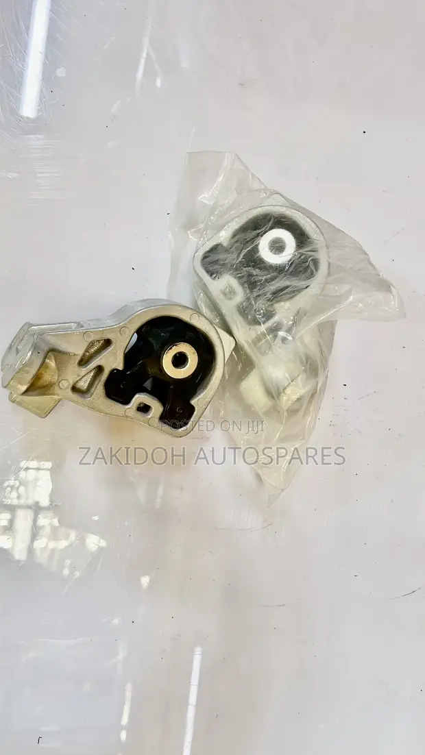 Subaru Engine Motor Mount Cushion Halisi - 1