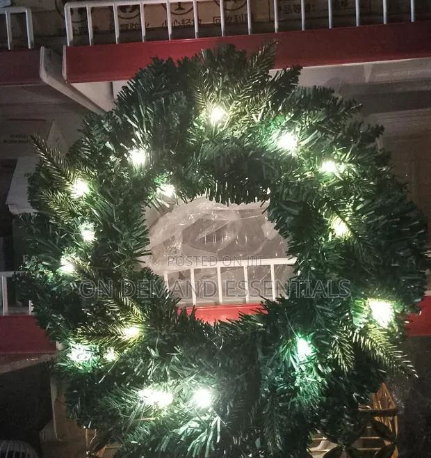 Prelit Christmas Wreath Decoration 38cm - 1