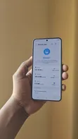 Samsung Galaxy S25 128GB Kijivu - 5