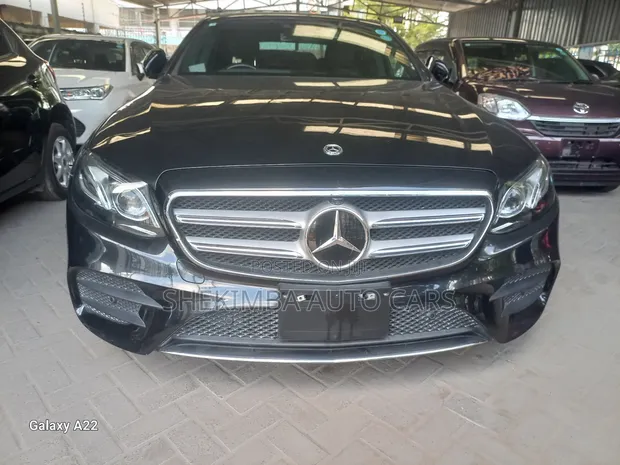 Mercedes-Benz E250 2019 Black - 1