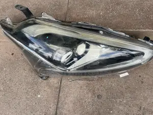 Toyota Sienta 2016 Headlight (Refurbished)