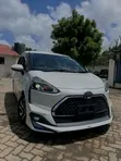 Toyota Sienta 2019 Pearl - 2