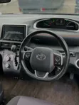 Toyota Sienta 2019 Pearl - 3