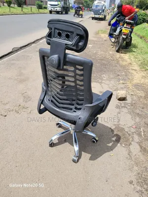 High-Back Adjustable Office Chair with Headrest - Black