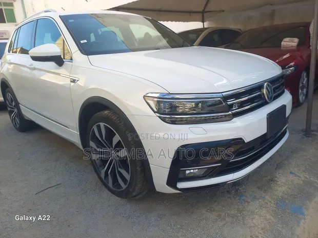 Volkswagen Tiguan 2.0T SE R-Line Black AWD 4MOTION 2020 White - 1