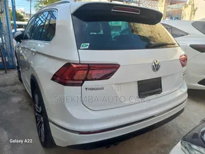Volkswagen Tiguan 2.0T SE R-Line Black AWD 4MOTION 2020 White