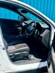 Honda Vezel 1.5 2WD 2019 Nyeupe - 4