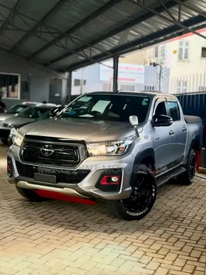 Toyota Hilux Revo Double Cab 2.4 Diesel AWD 2019 Silver