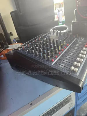 Yamaha MG10XU 10-Channel Mixer