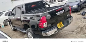 Toyota Hilux Revo Double Cab 2.8 Diesel 2017 Black