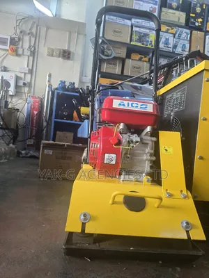 Aico Japan 80kg Plate Compactor