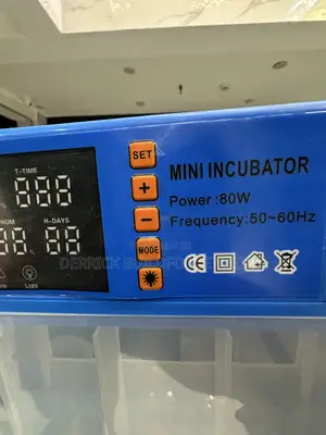 AC/DC 320-Egg Incubator
