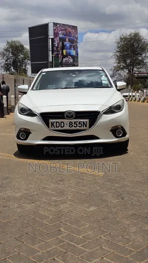 Mazda Axela SV Premium 2014 Nyeupe