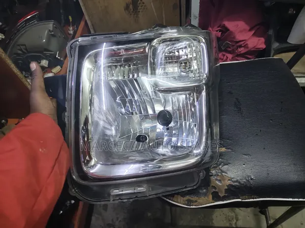 Suzuki Wagon R Headlight (Used) - 1