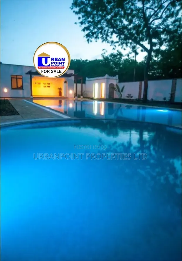 4 Bedroom Villa with Staff Quarters in Nyali Mkomani - 1