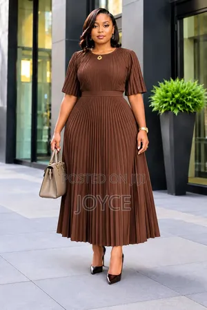 Kanzu Nzuri ya Pleated