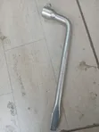17mm L-Type Wheel Spanner - Mpya Kabisa - 2