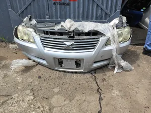 Toyota Mark X GRX120 Nosecut