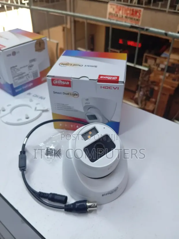 Dahua Smart IR & Warm Light Camera (1080p) - 1