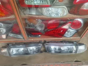 Kioo cha Mwangaza wa Mbele cha Mitsubishi Galant (Kimetumika)