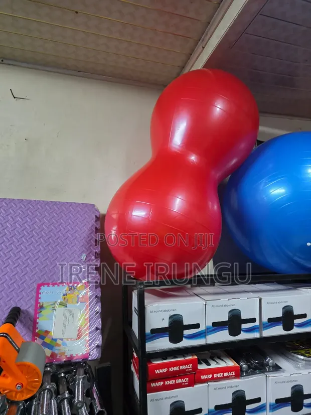 Brand New 90cm Yoga Ball / Gym Ball - 1