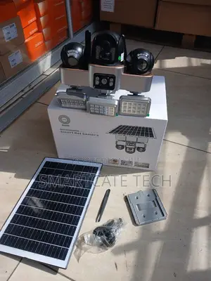 Kamera ya Ufuatiliaji ya 4G Solar PTZ yenye Kamera Tatu