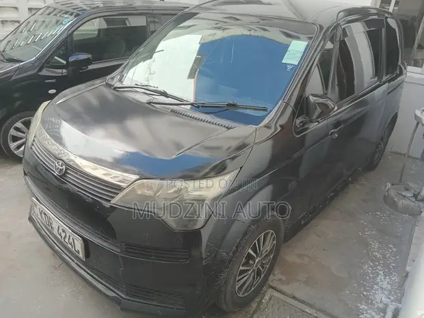 Toyota Spade 2013 Black - 1