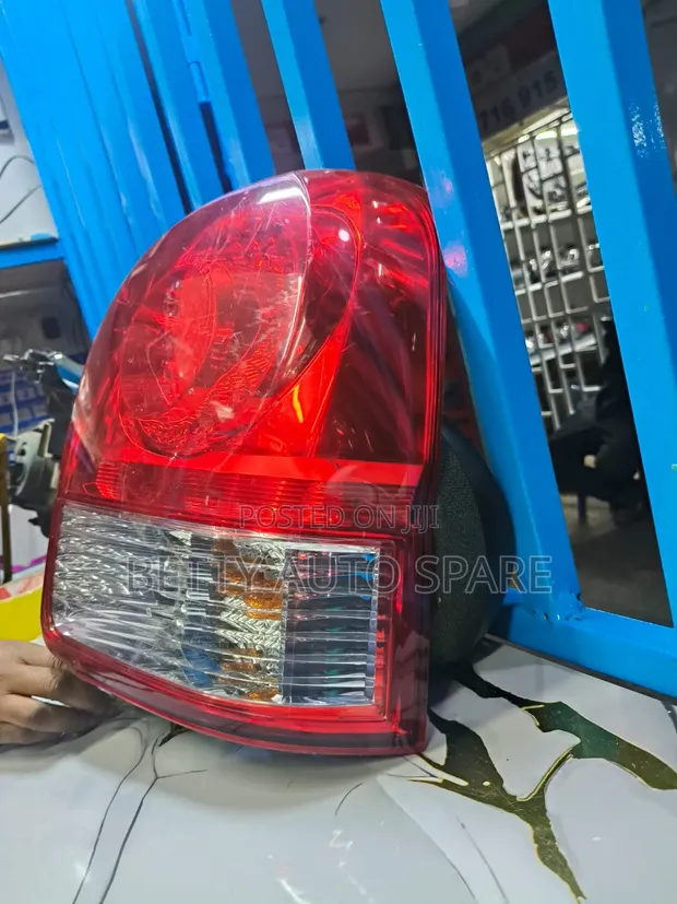 Toyota Porte 2015 Tail Light (Used) - 1